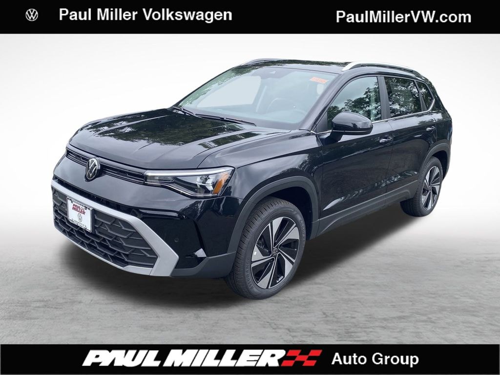 New 2025 Volkswagen Taos 1.5T SE SUV
