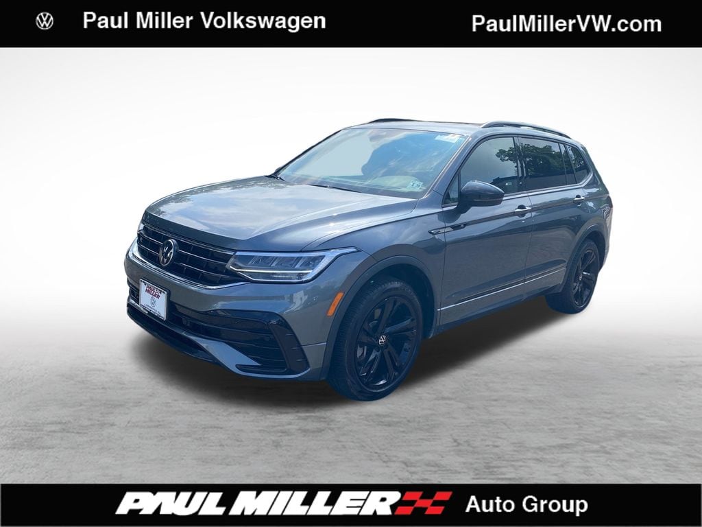 2024 Volkswagen Tiguan SE R-LINE BLACK