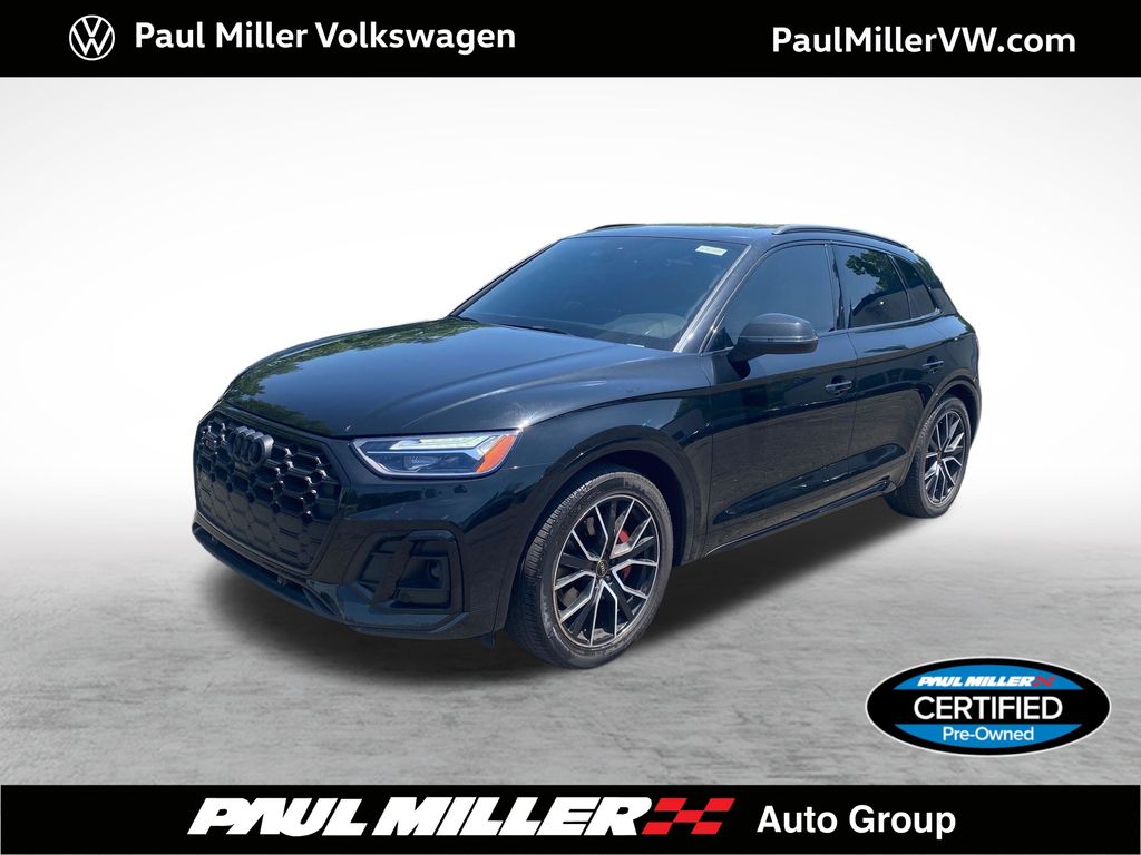 2023 Audi SQ5 Premium Plus's photo