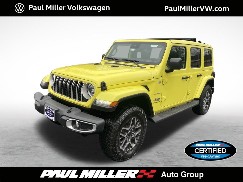 2024 Jeep Wrangler 4-Door Sahara's photo