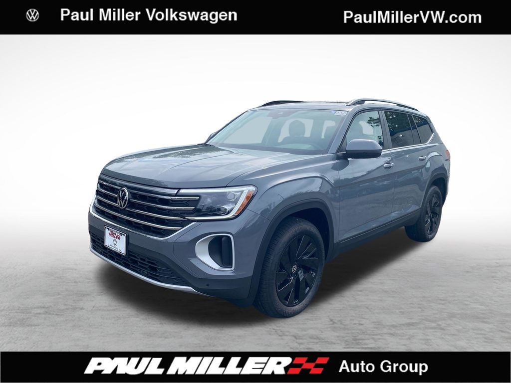 New 2026 Volkswagen Atlas SE w/Technology SUV
