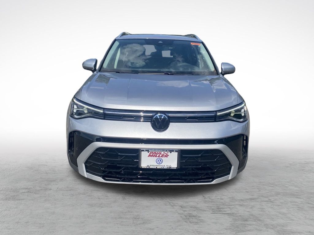 2025 Volkswagen Taos SEL photo 2