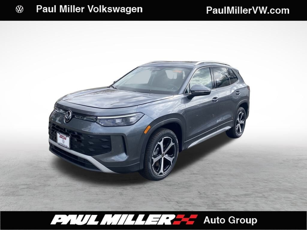 New 2025 Volkswagen Tiguan 2.0T SE SUV