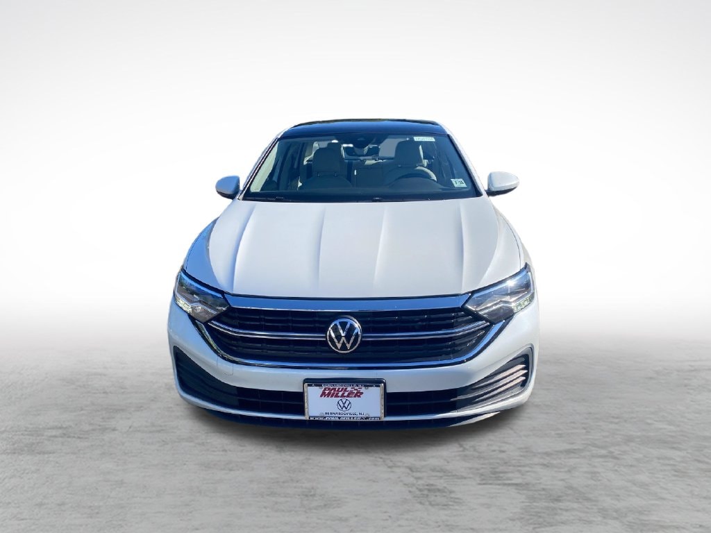 Certified 2023 Volkswagen Jetta SE with VIN 3VW7M7BU8PM037541 for sale in Bernardsville, NJ