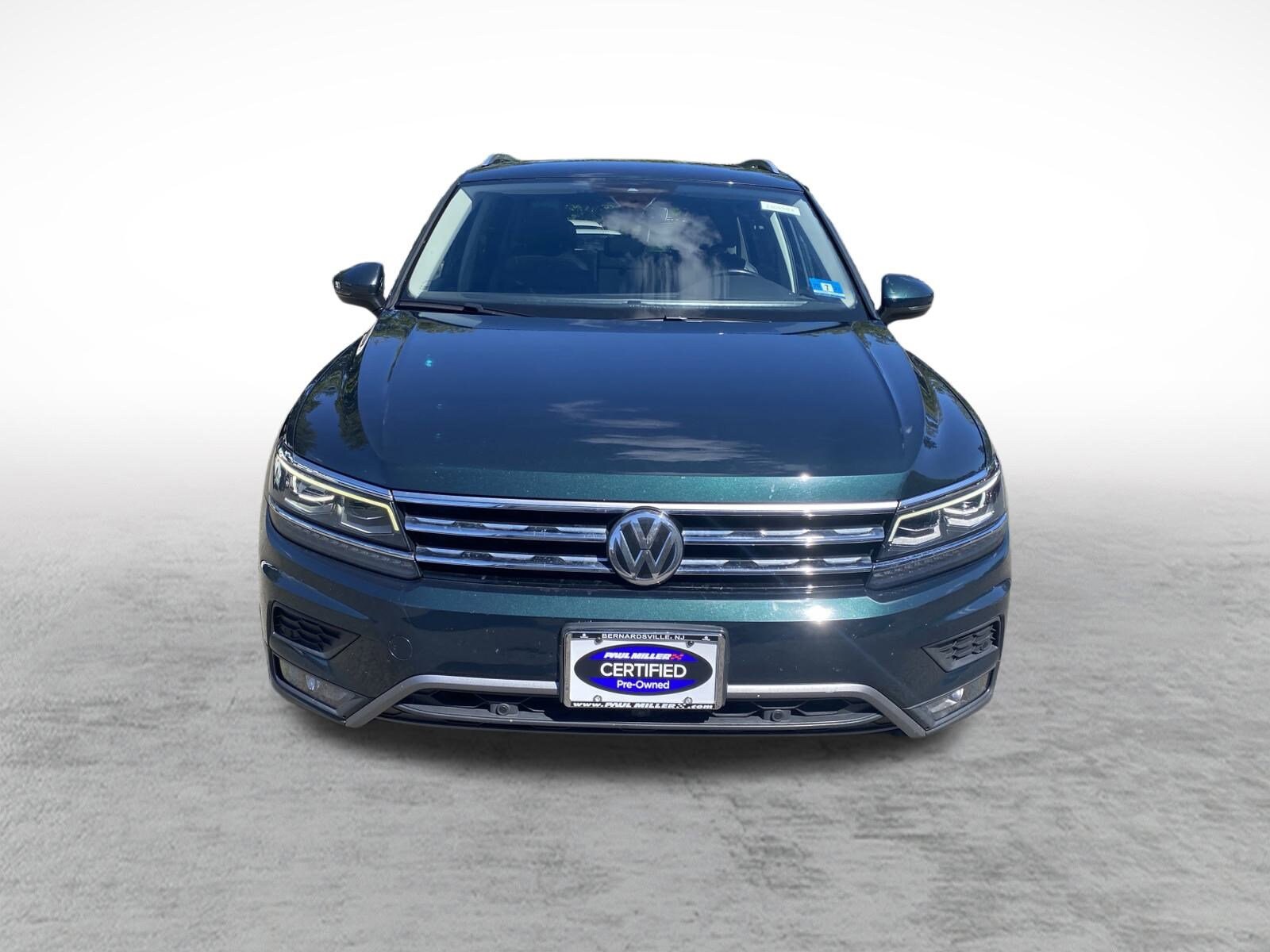 2018 Volkswagen Tiguan SEL Premium photo 2