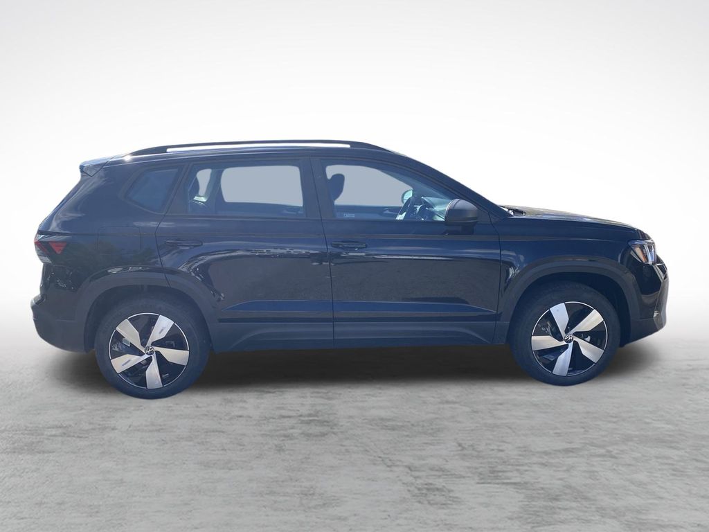 2025 Volkswagen Taos S photo 4