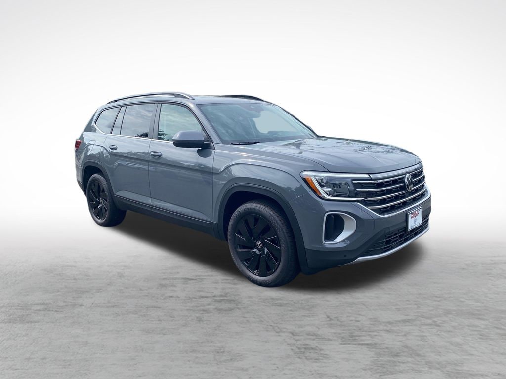 New 2026 Volkswagen Atlas SE w/Technology SUV