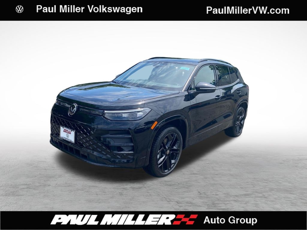 New 2026 Volkswagen Tiguan 2.0T SE R-Line Black SUV