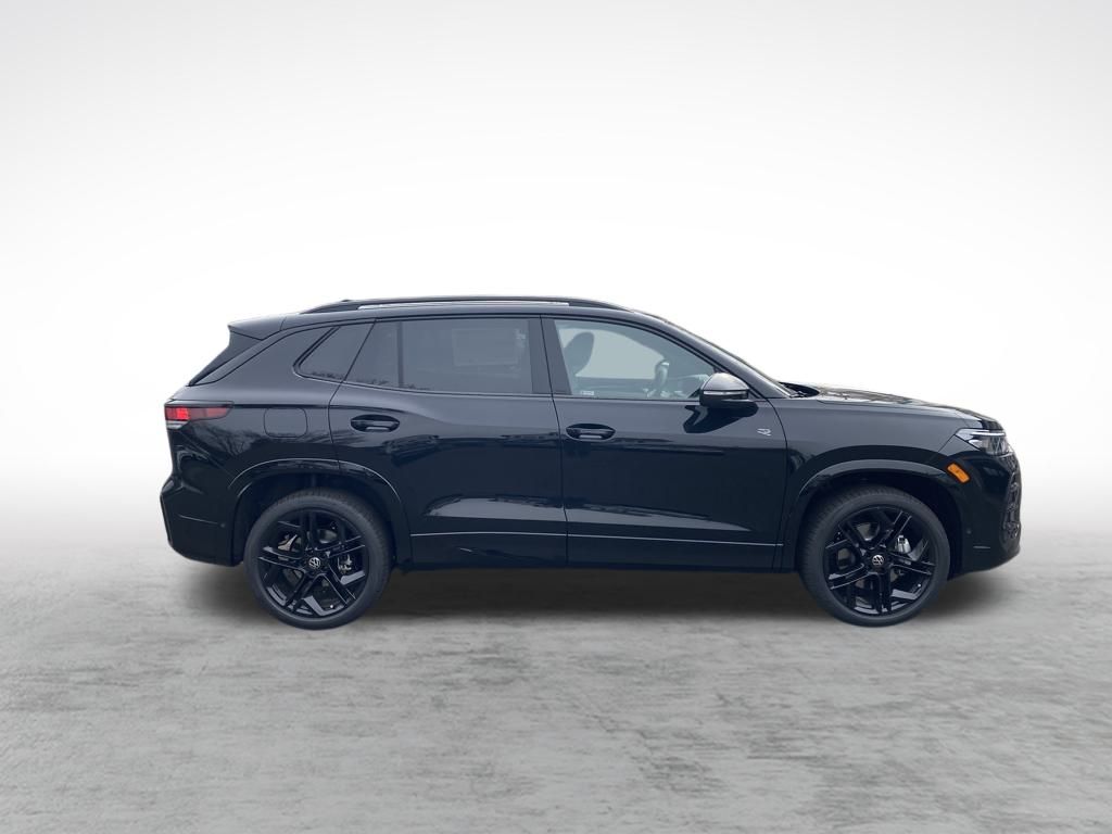 2026 Volkswagen Tiguan SE R-Line Black photo 4