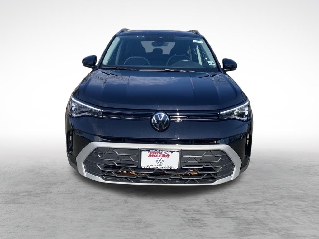 Certified 2025 Volkswagen Taos 1.5T SE SUV