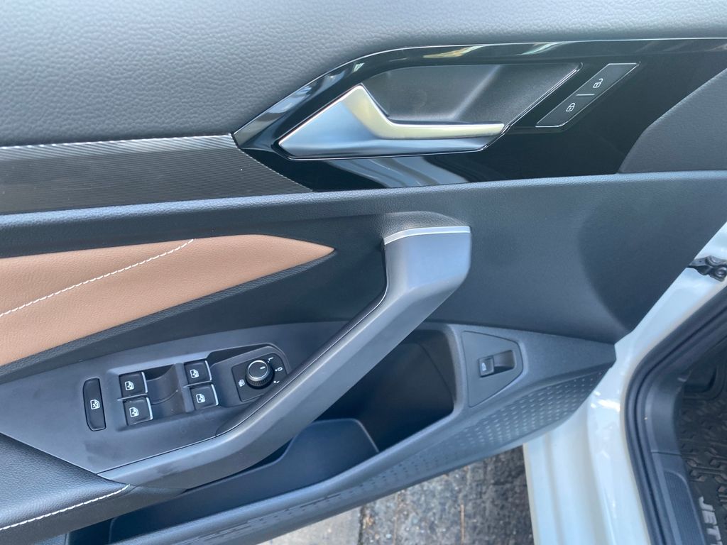 2026 Volkswagen Jetta SEL - Photo 10