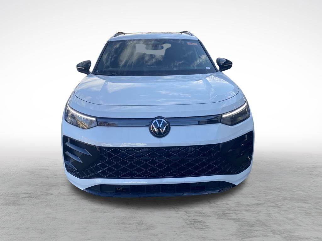 New 2025 Volkswagen Tiguan 2.0T SE R-Line Black SUV