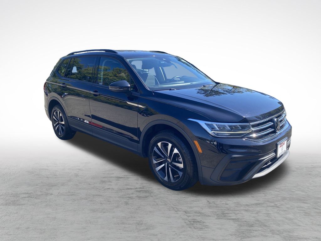 2023 Volkswagen Tiguan S photo 3