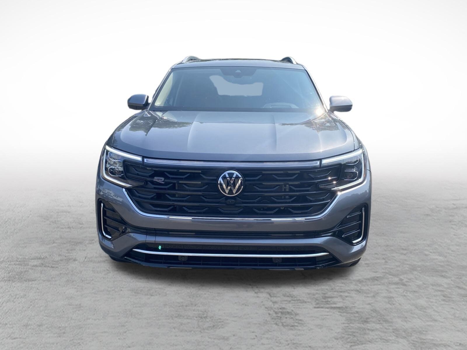 2025 Volkswagen Atlas SEL Premium R-Line photo 2