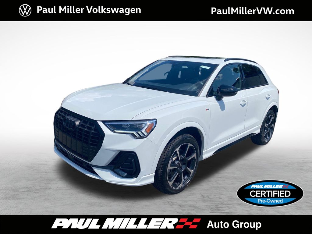 2025 Audi Q3 45 TFSI S Line Premium Plus quattro's photo