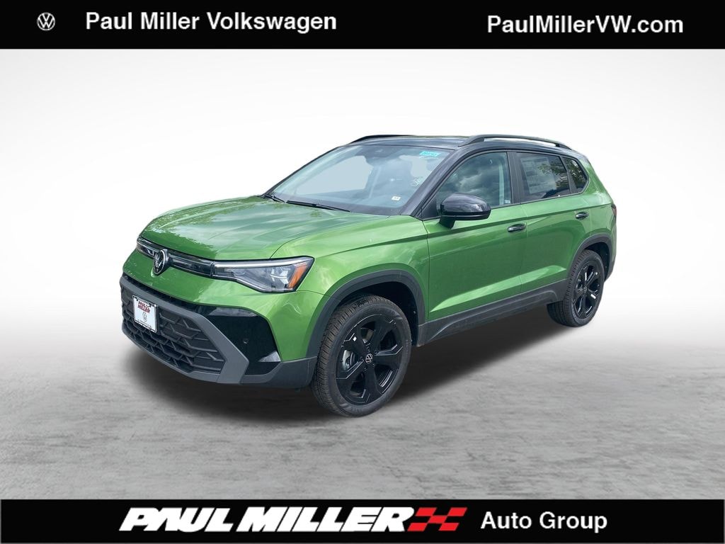 New 2026 Volkswagen Taos 1.5T SE Black SUV