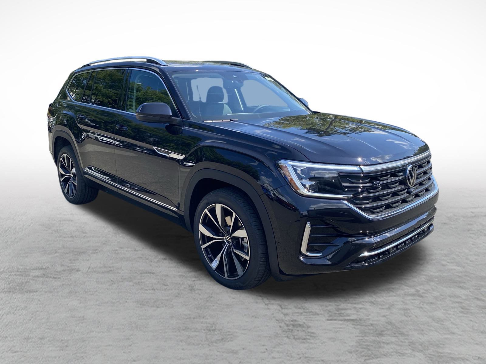 2026 Volkswagen Atlas SEL Premium R-Line photo 3