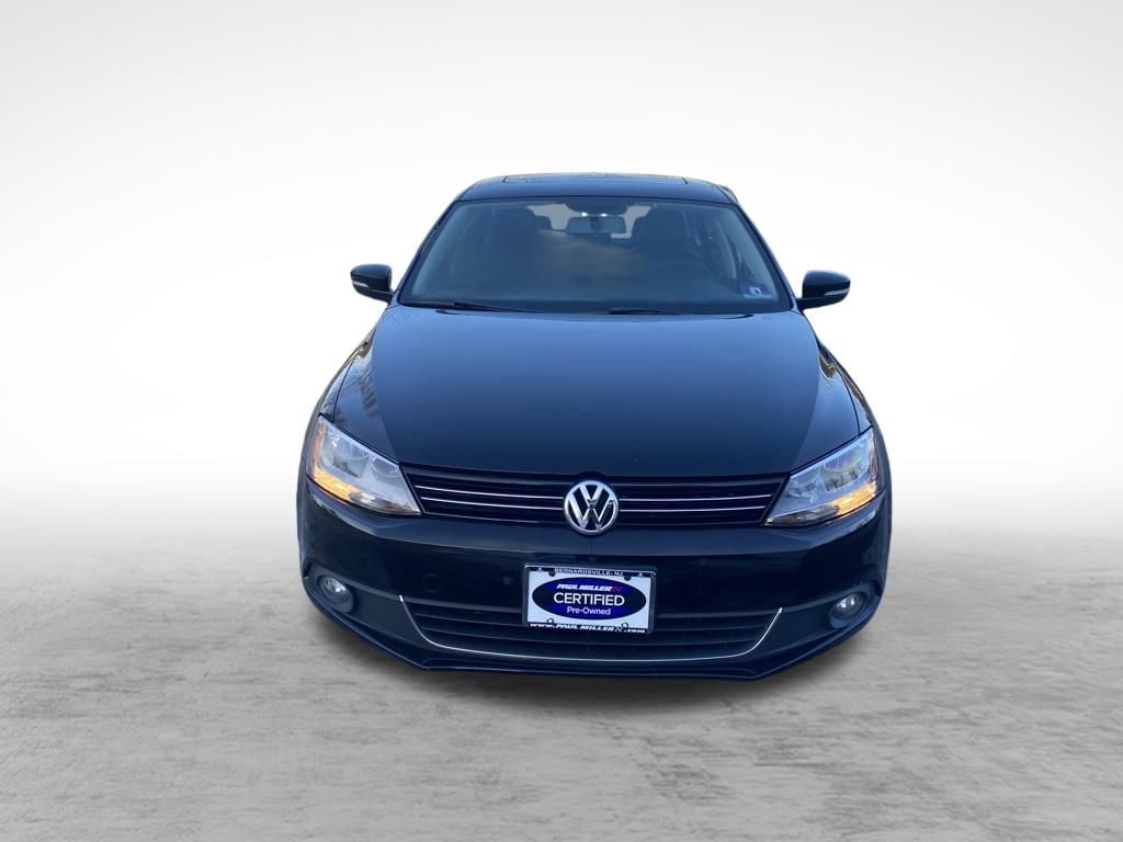 Used 2013 Volkswagen Jetta 2.5L SEL w/Navigation/PZEV Sedan