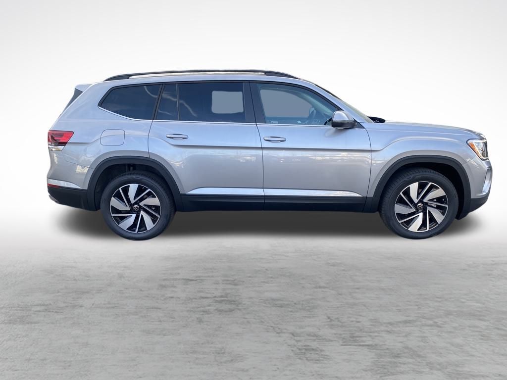 2026 Volkswagen Atlas SE Technology photo 4
