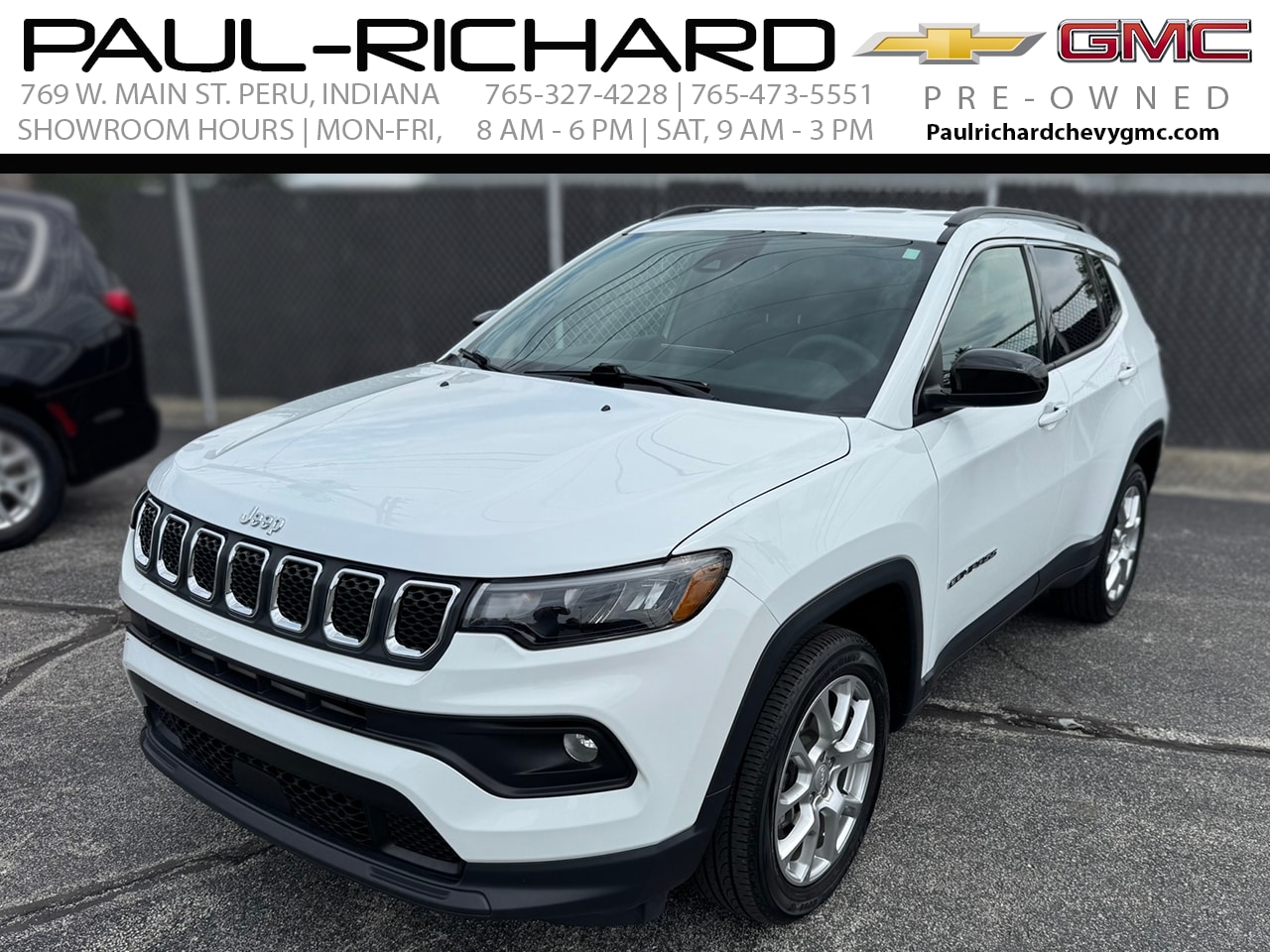 2023 Jeep Compass Latitude Lux 4X4's photo