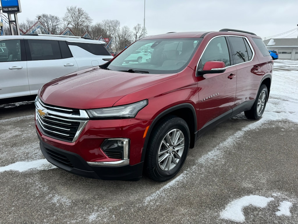 Used 2023 Chevrolet Traverse LT Cloth SUV