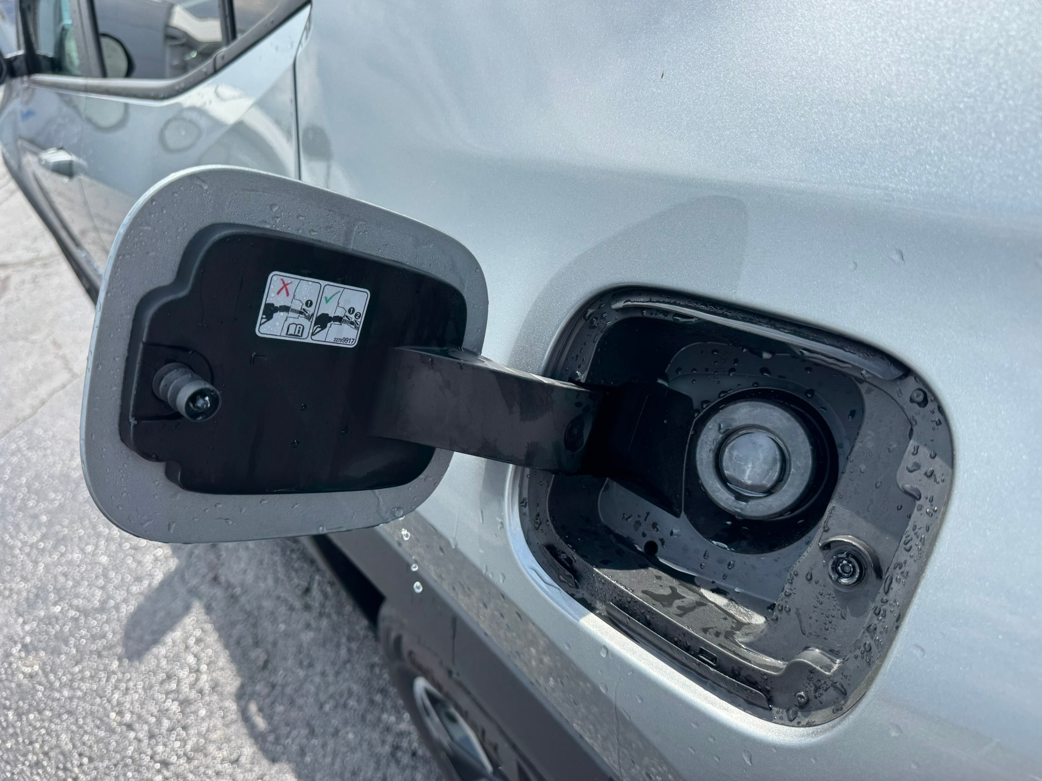 2026 Chevrolet Equinox LT - Photo 9