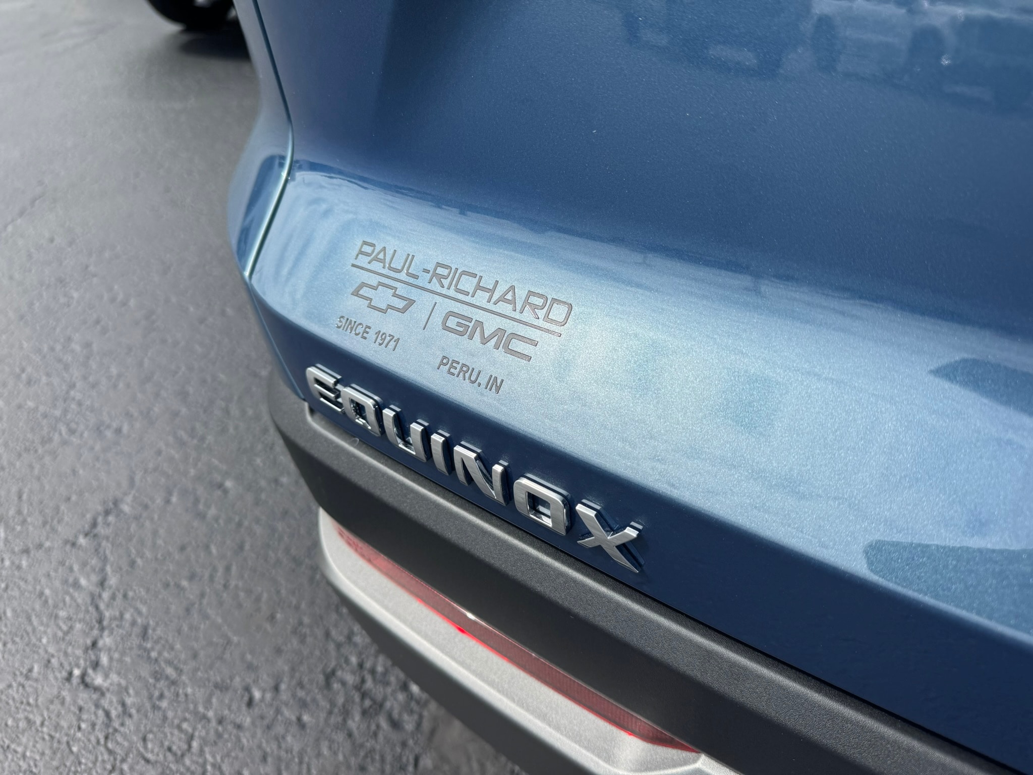 2027 Chevrolet Equinox LT - Photo 10