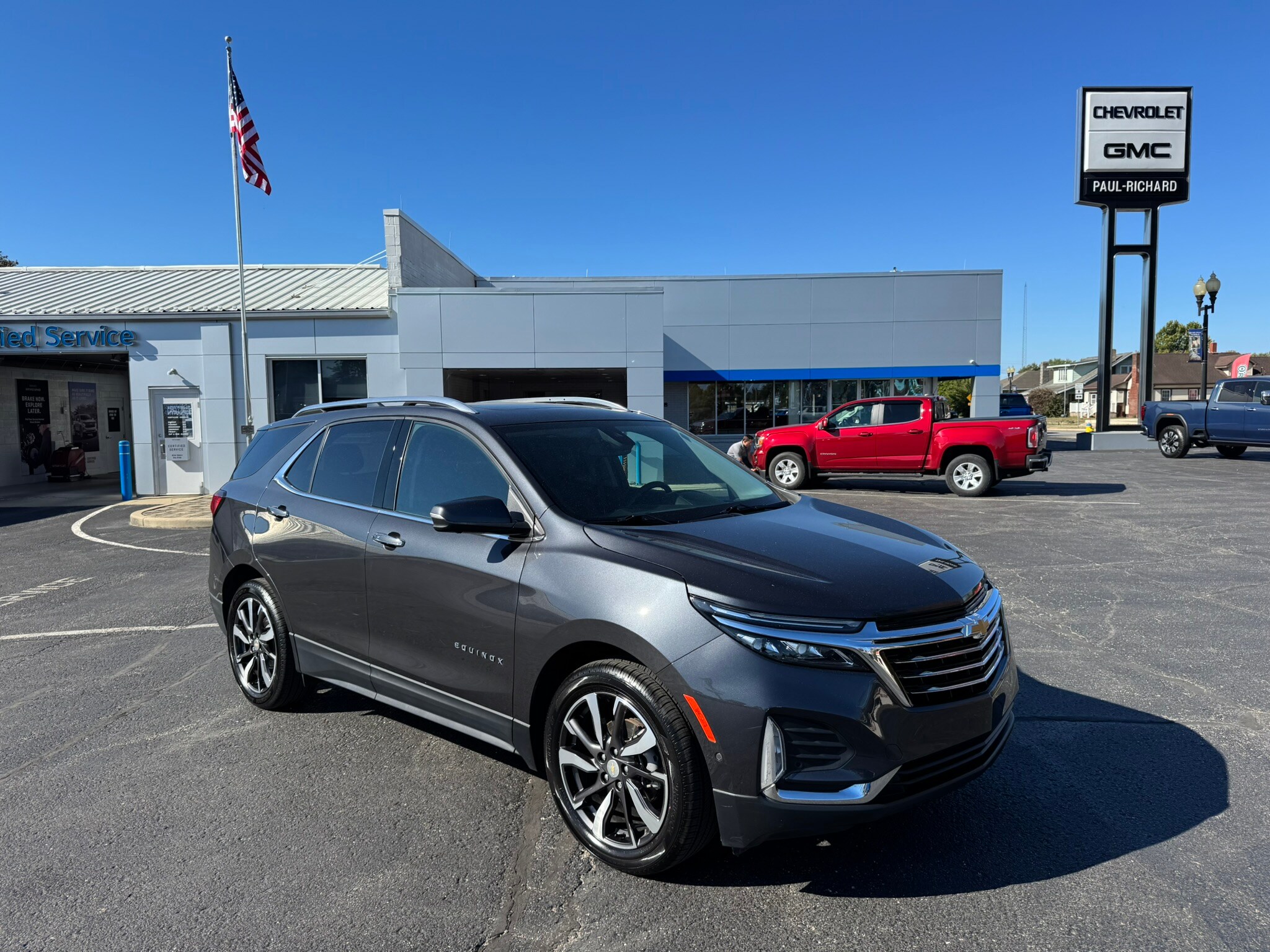 2022 Chevrolet Equinox Premier photo 3