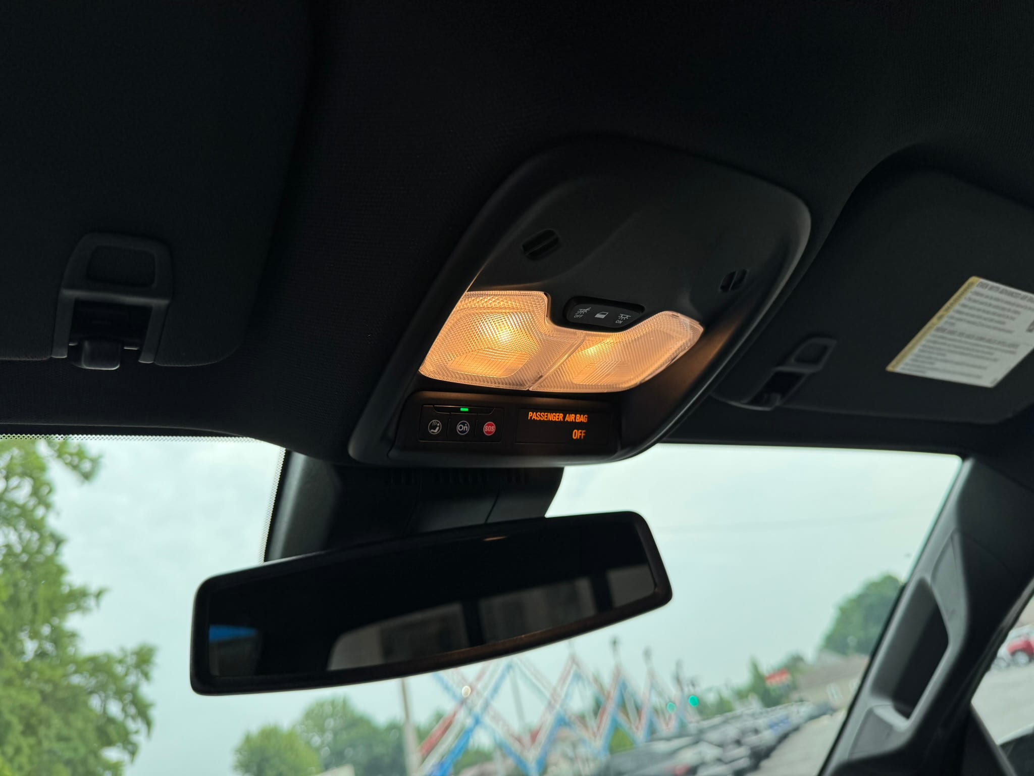 2025 GMC Canyon AT4 - Photo 11