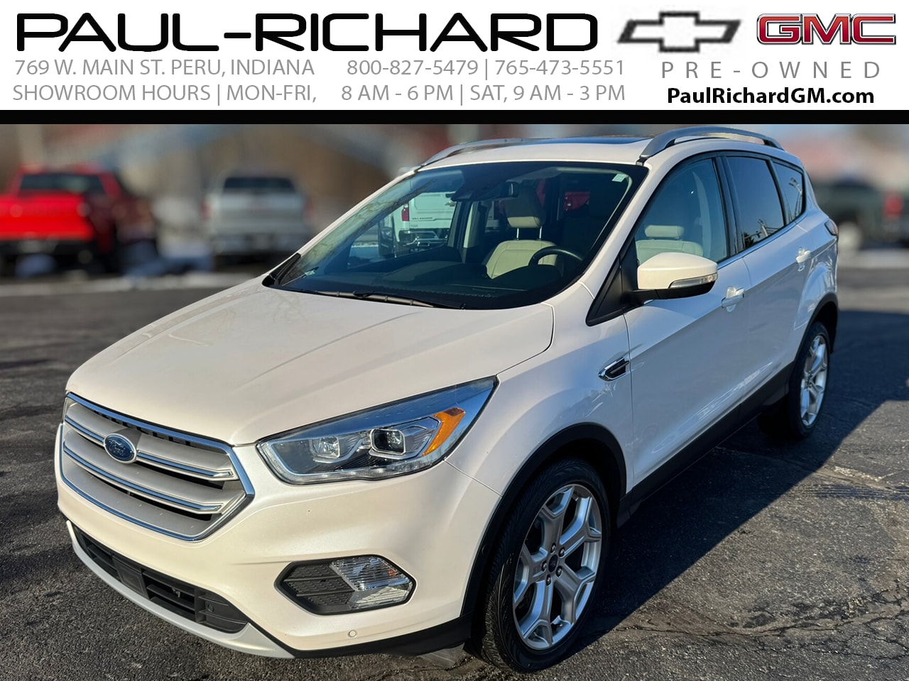 2019 Ford Escape Titanium's photo