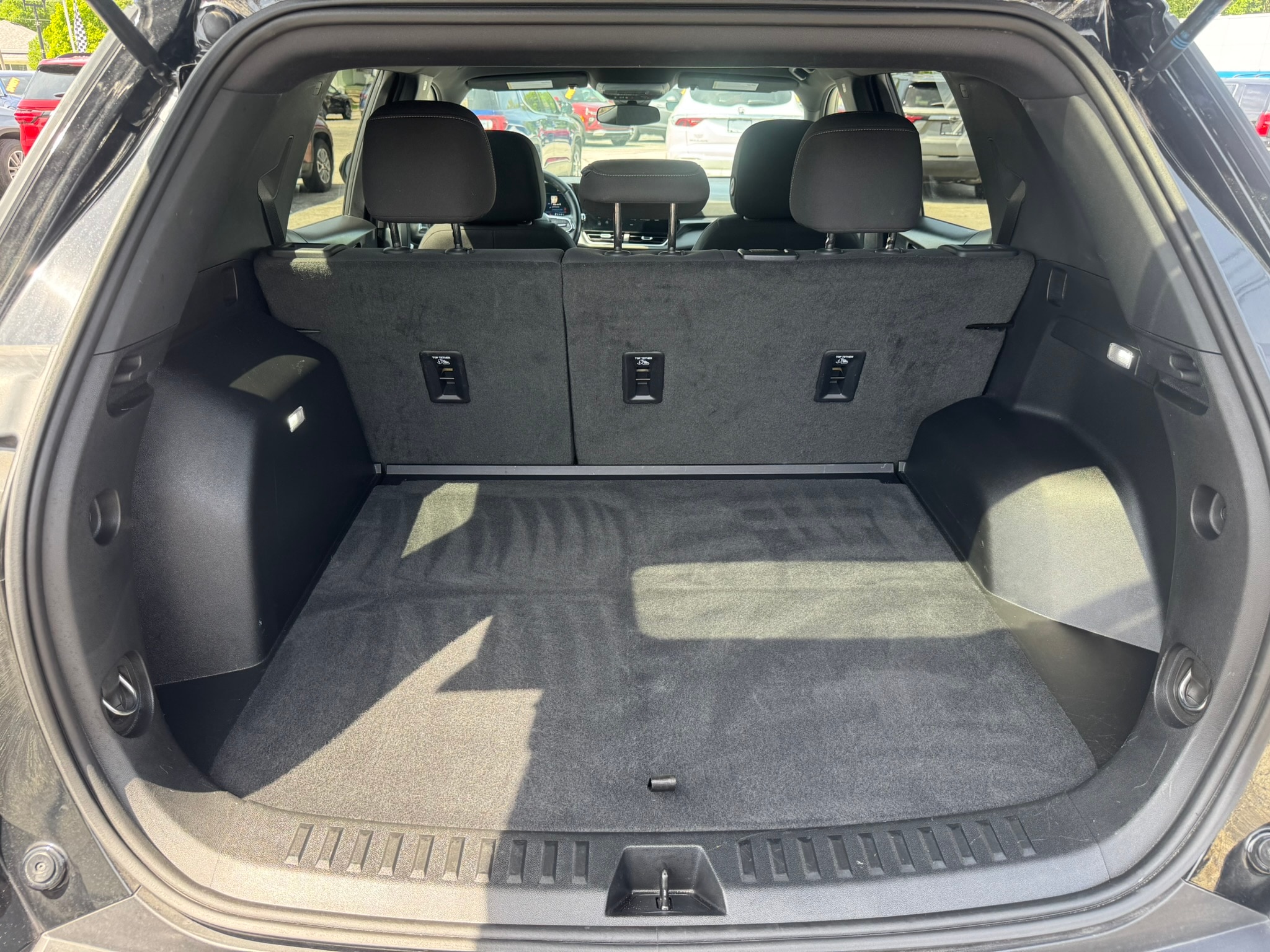 2025 Chevrolet Equinox LT - Photo 23