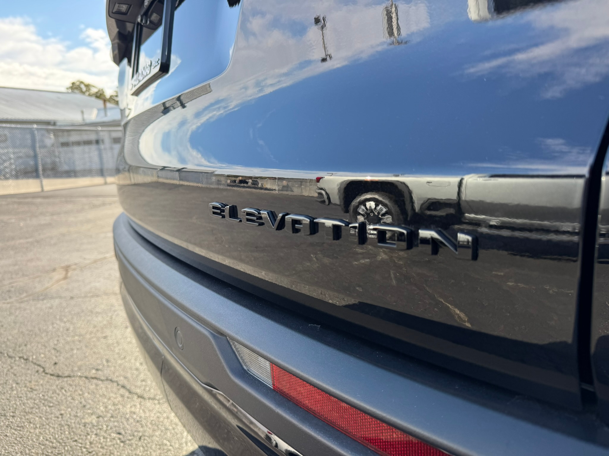 2026 GMC Acadia Elevation - Photo 10