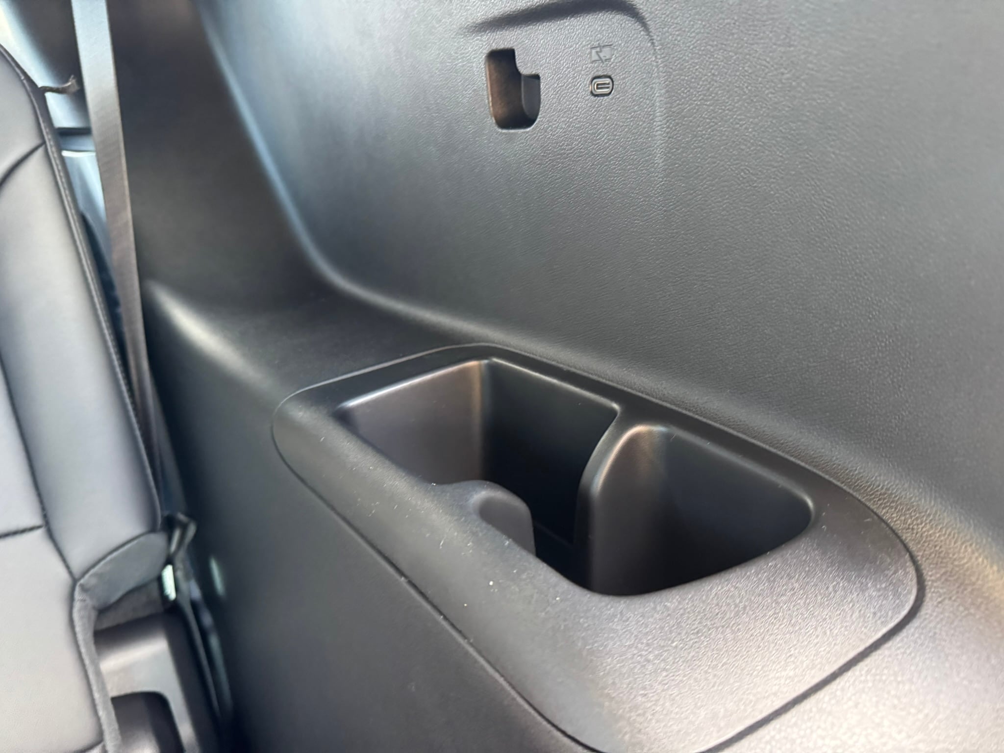 2026 GMC Acadia Elevation - Photo 25