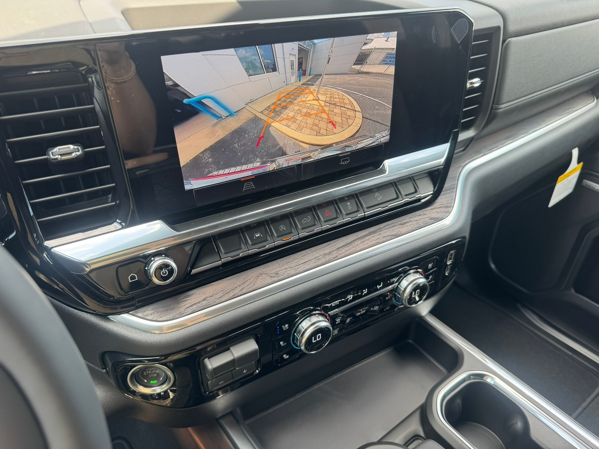 2026 GMC Sierra 1500 SLT - Photo 18