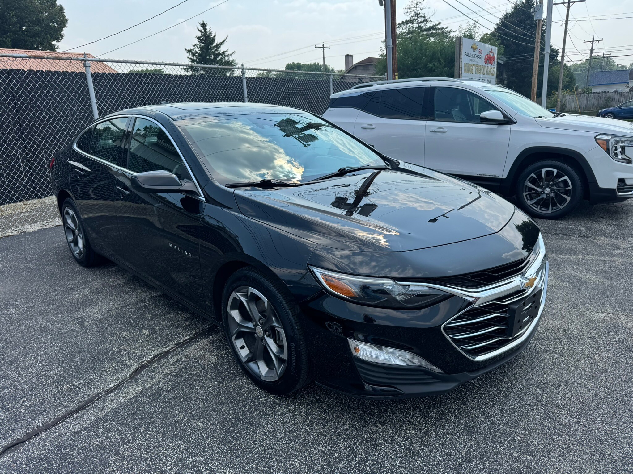 2024 Chevrolet Malibu 1LT photo 3