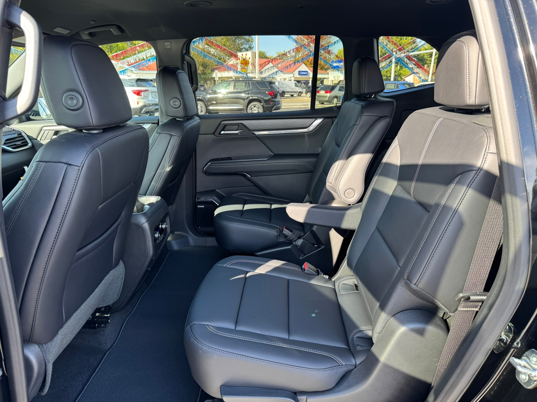 2026 GMC Acadia Elevation - Photo 23