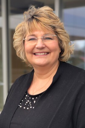Staff member Debbie Burns from ID_c8313489a84b