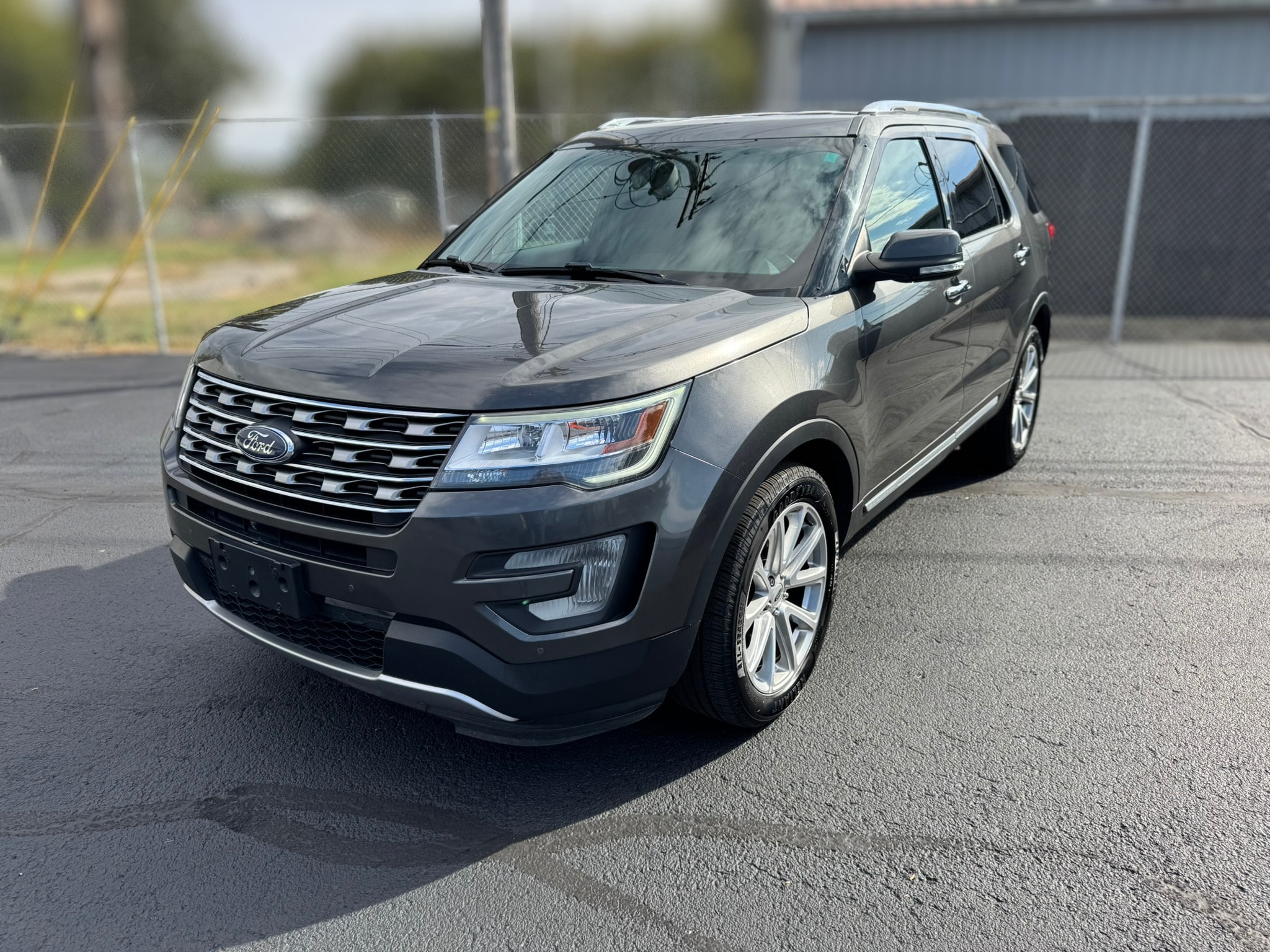 Used 2017 Ford Explorer Limited with VIN 1FM5K8F83HGC87618 for sale in Peru, IN