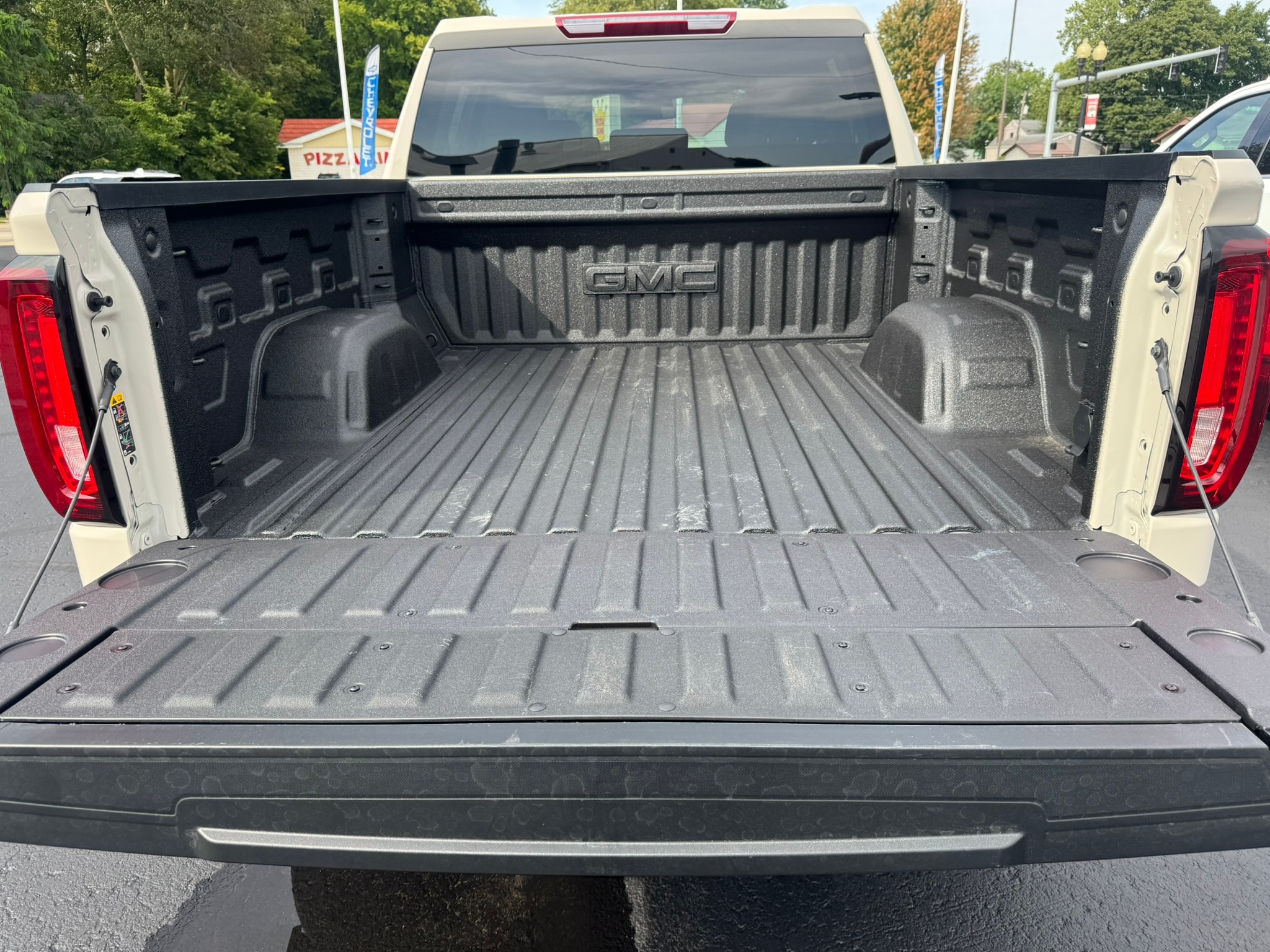 2026 GMC Sierra 1500 AT4 - Photo 25