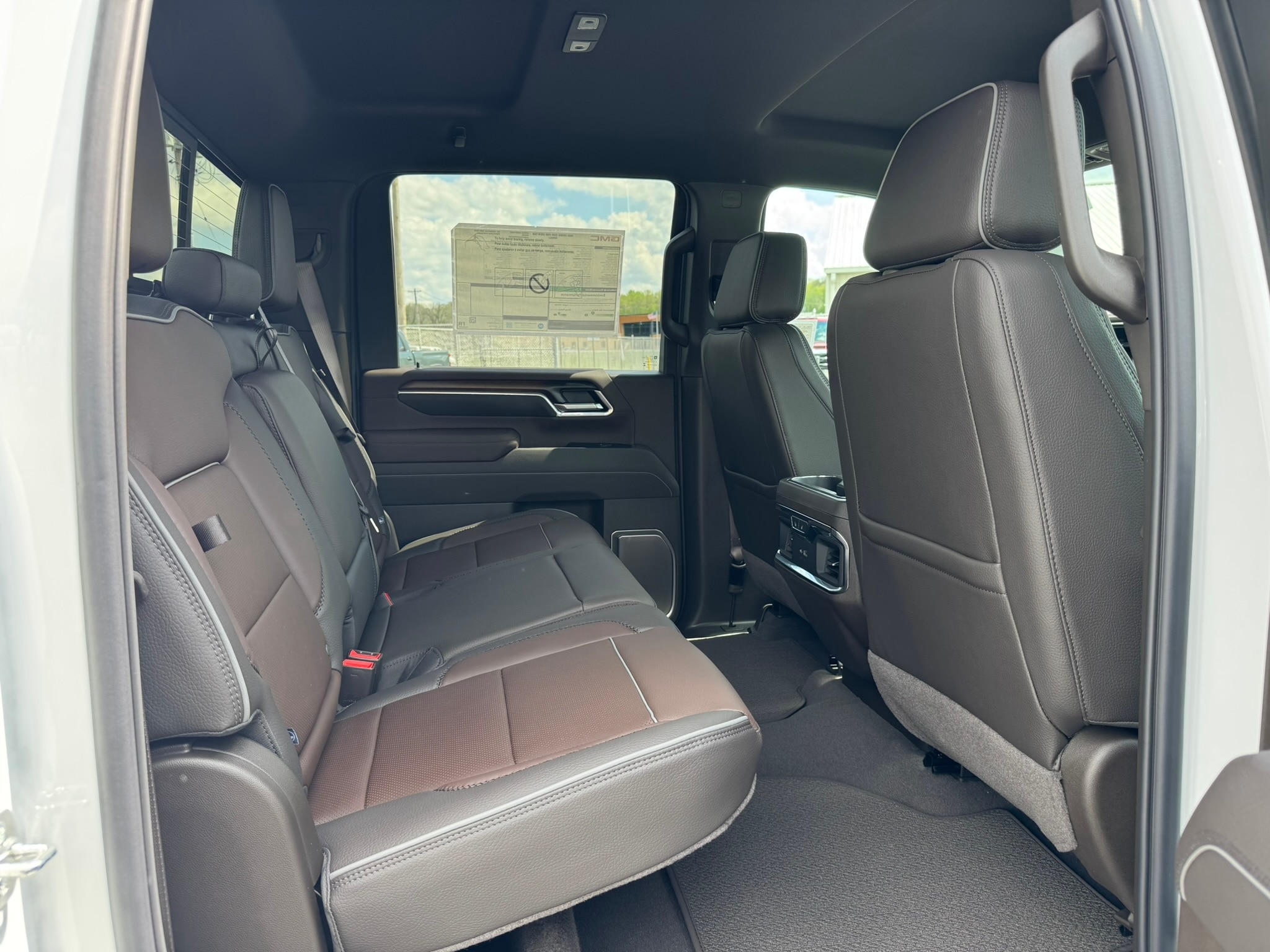 2026 GMC Sierra 2500HD Denali - Photo 25