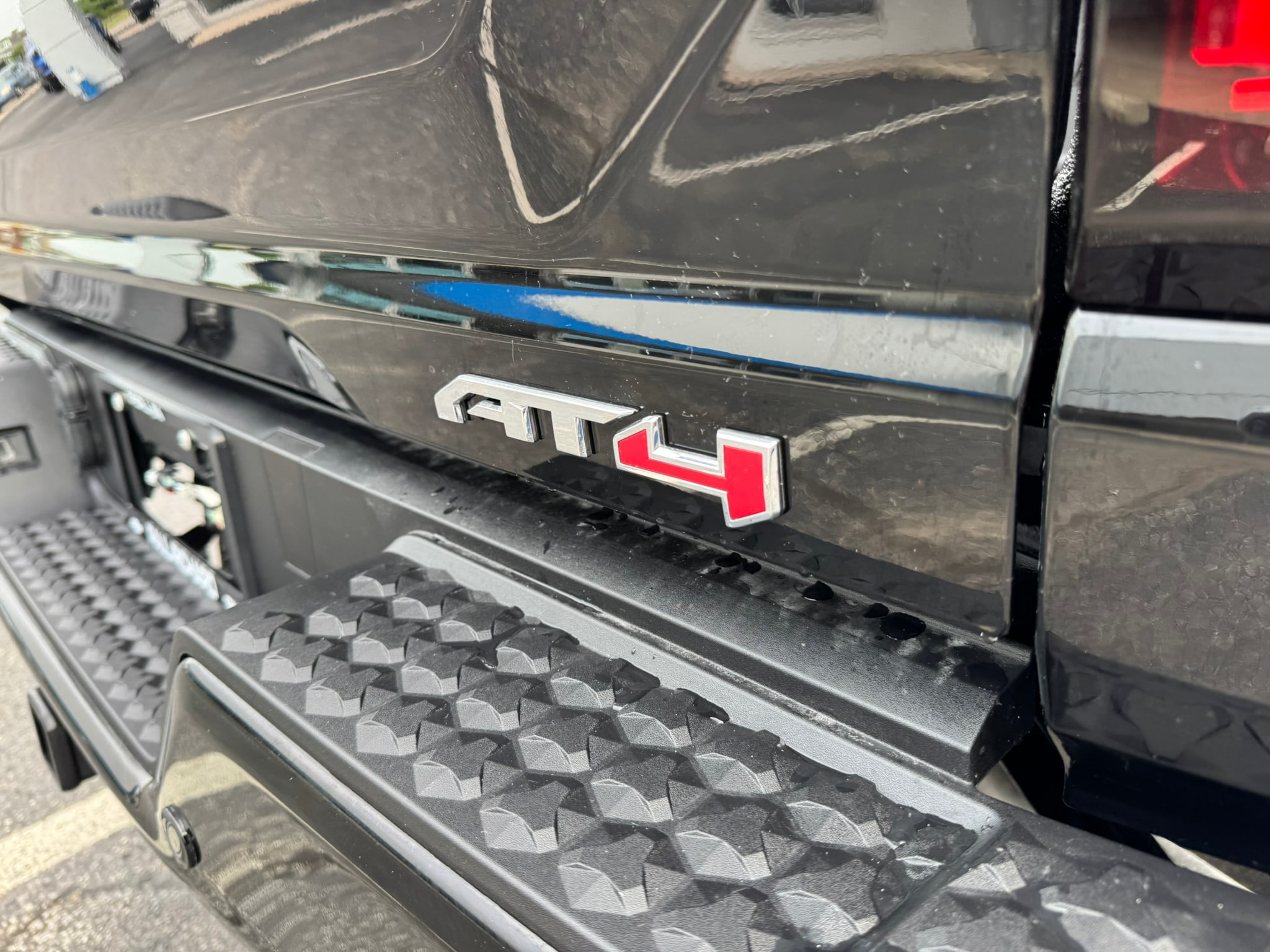 2025 GMC Canyon AT4 - Photo 7