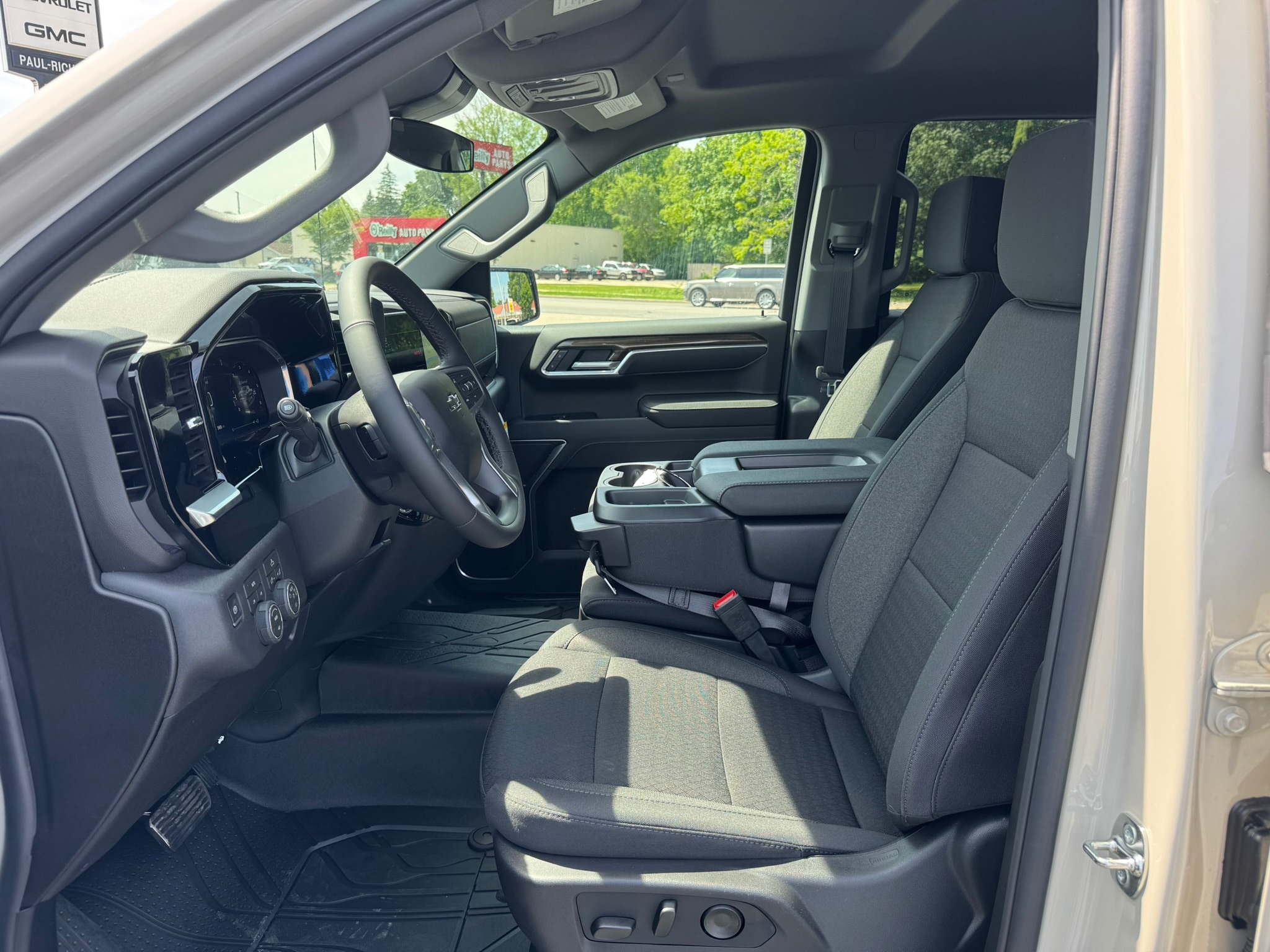 2026 Chevrolet Silverado 1500 RST - Photo 14