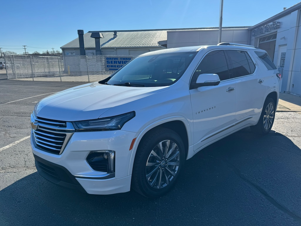 Used 2023 Chevrolet Traverse Premier SUV