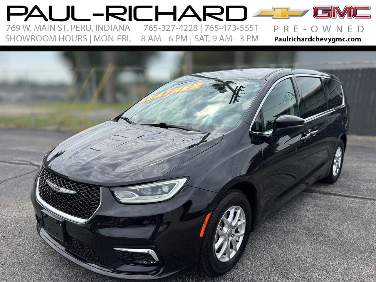 2023 Chrysler Pacifica's photo