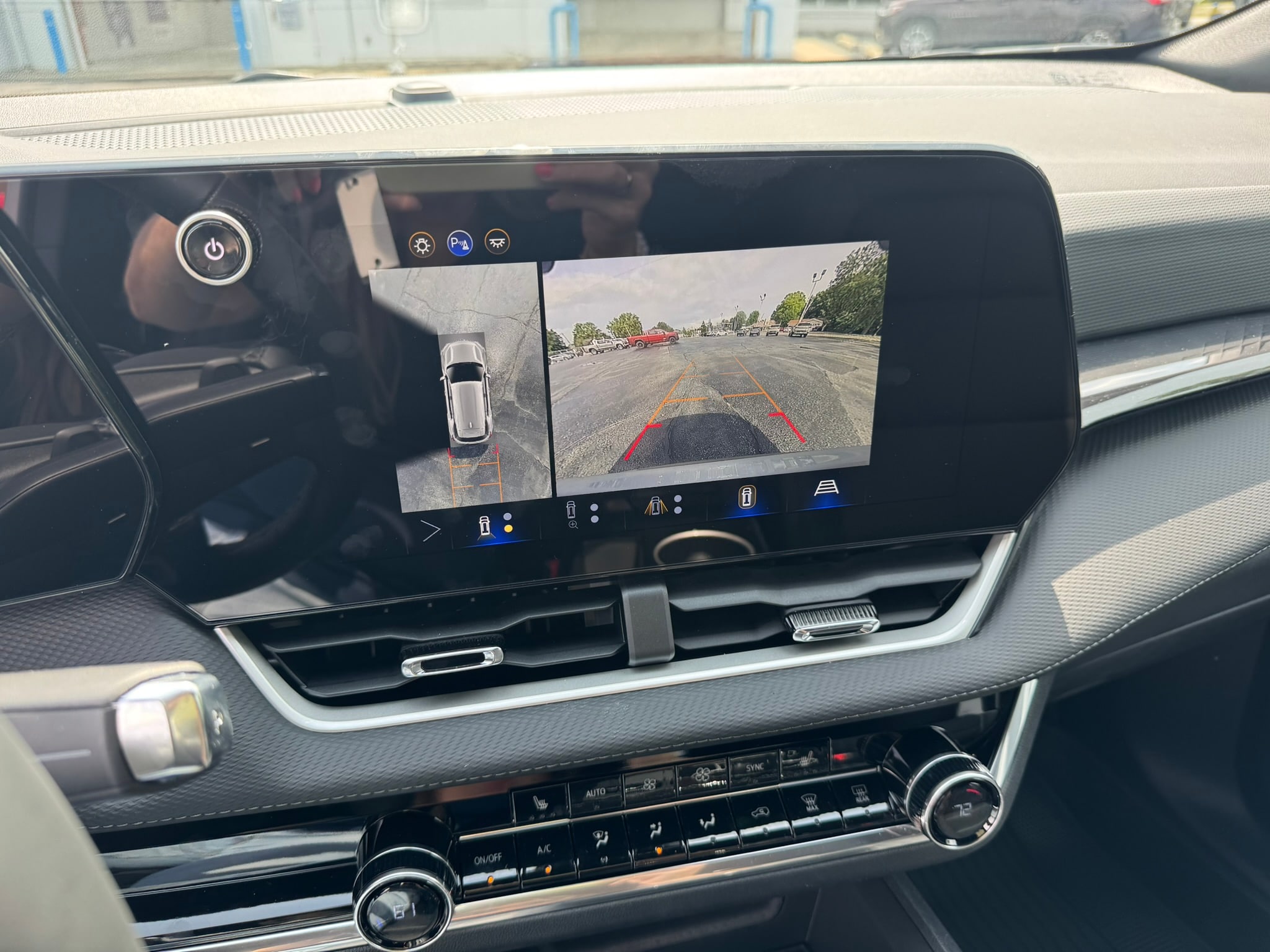 2026 Chevrolet Equinox LT - Photo 17