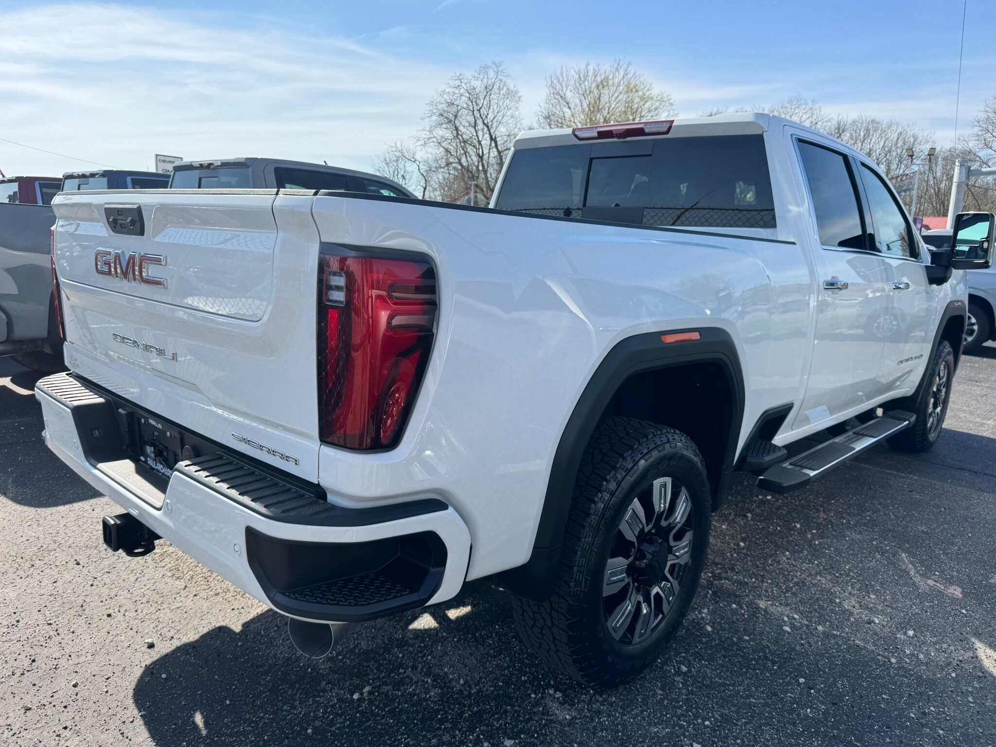 2025 Gmc Sierra 2500 HD Denali photo 4