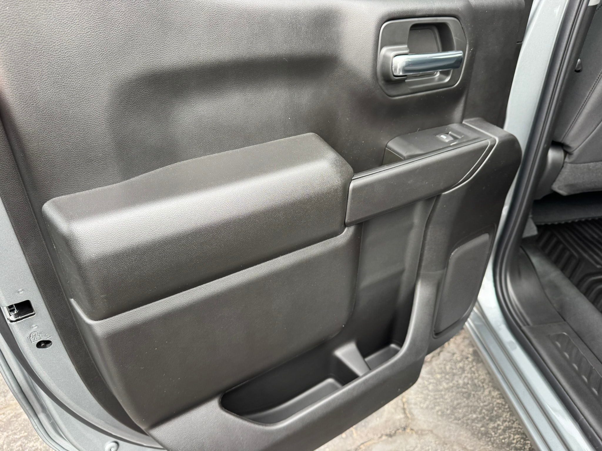 2026 Chevrolet Silverado 1500 Custom - Photo 23