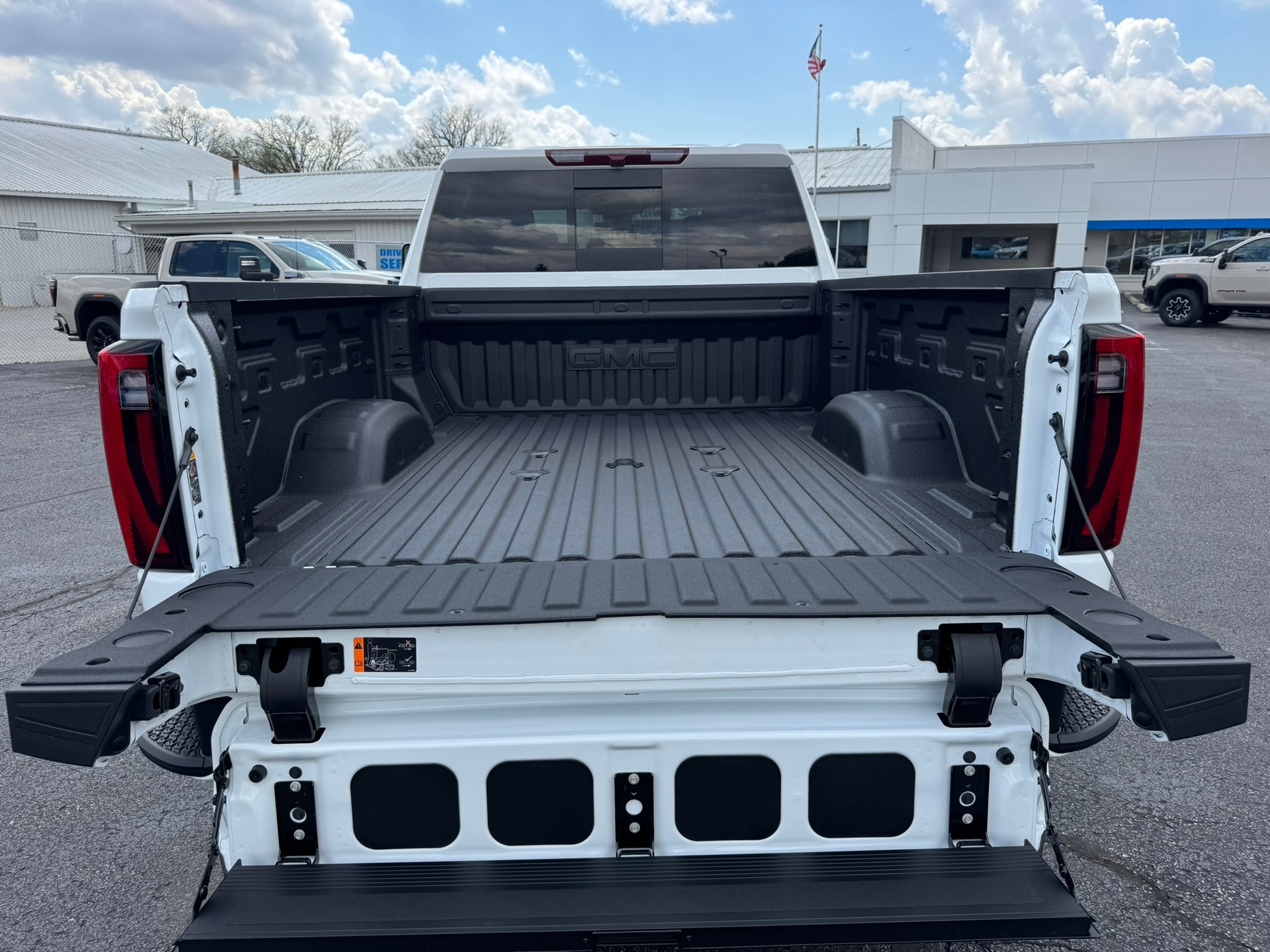 2026 GMC Sierra 2500HD Denali - Photo 27