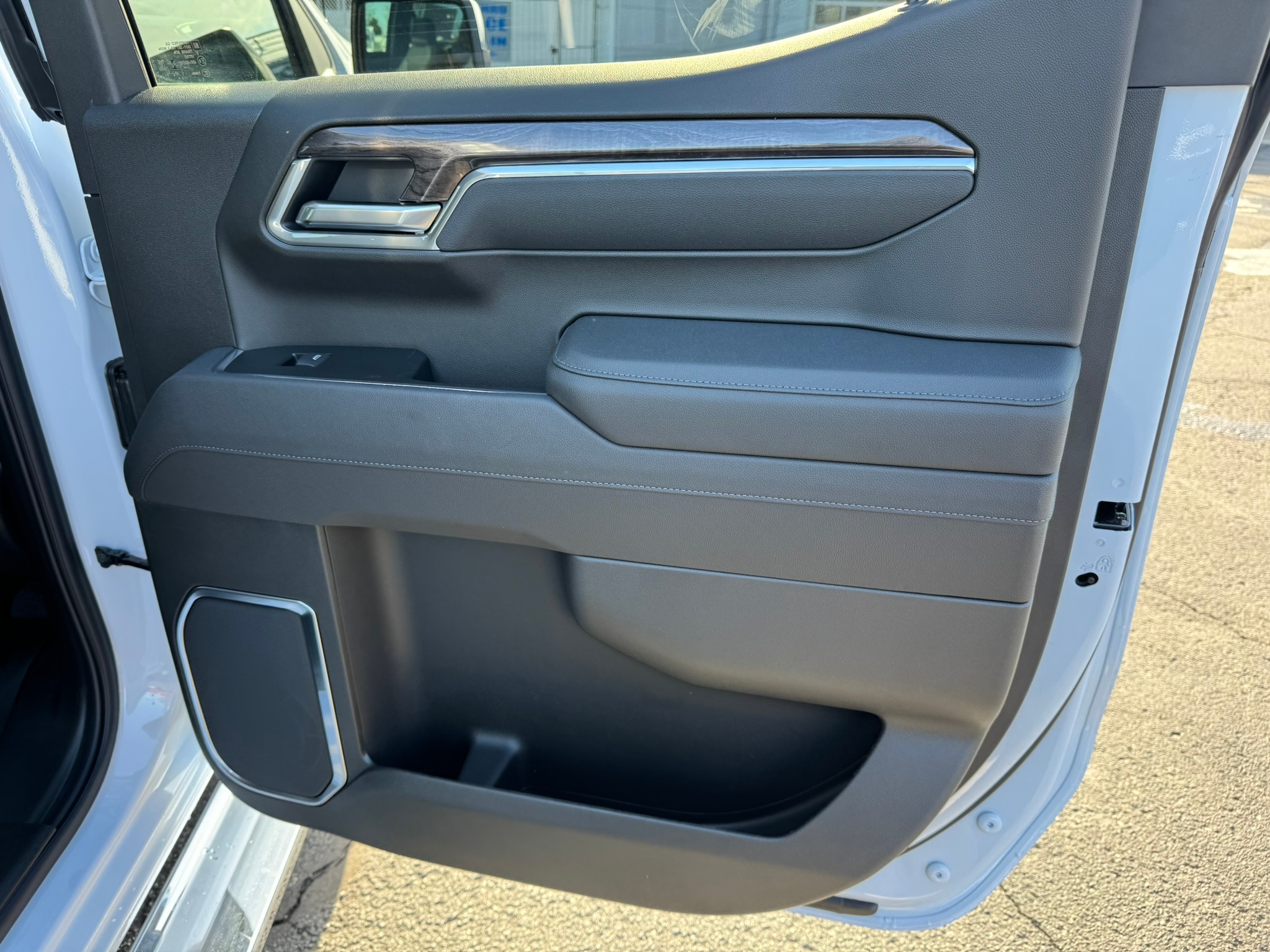 2026 Chevrolet Silverado 1500 LTZ - Photo 25