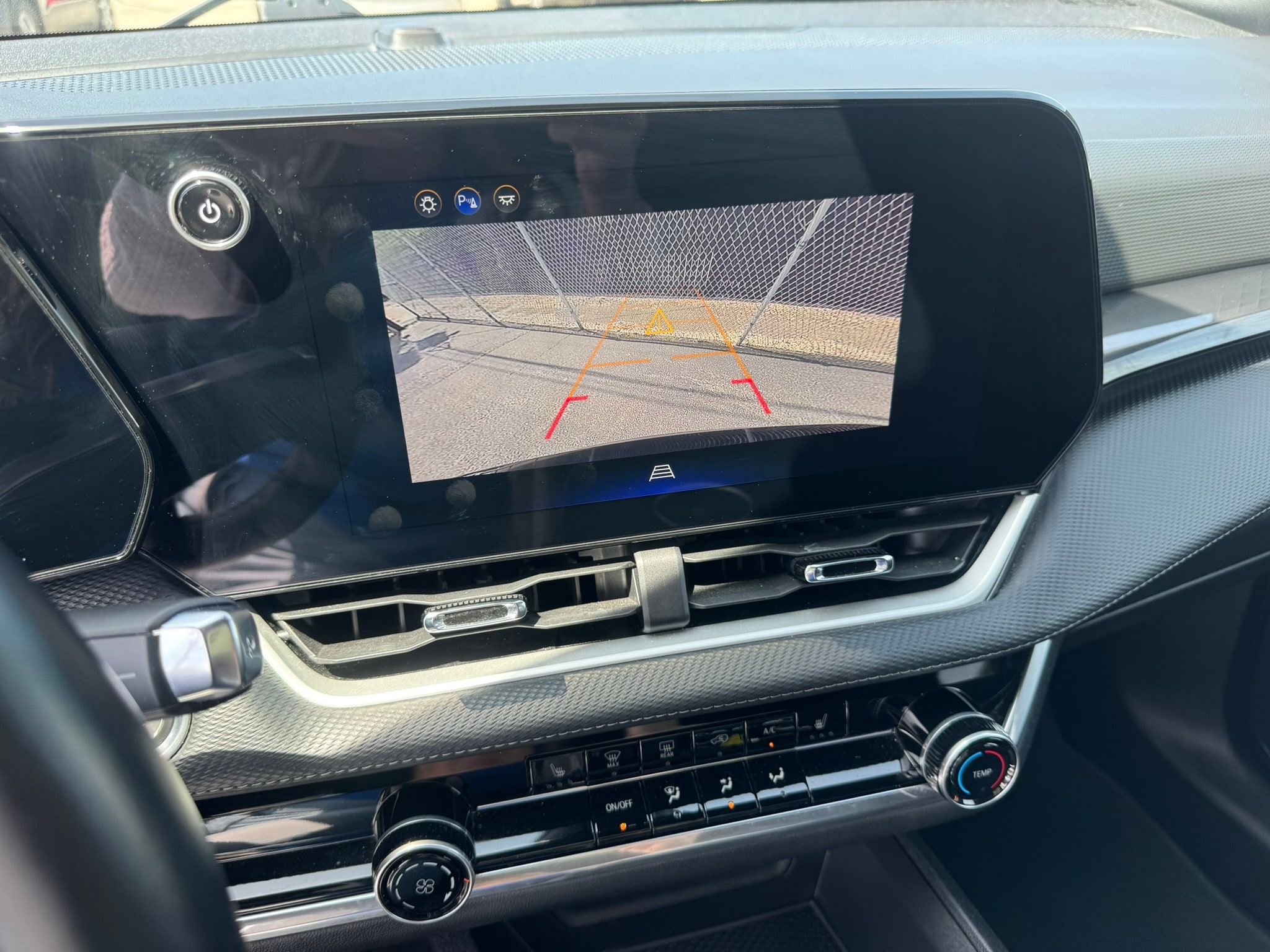 2025 Chevrolet Equinox LT - Photo 16